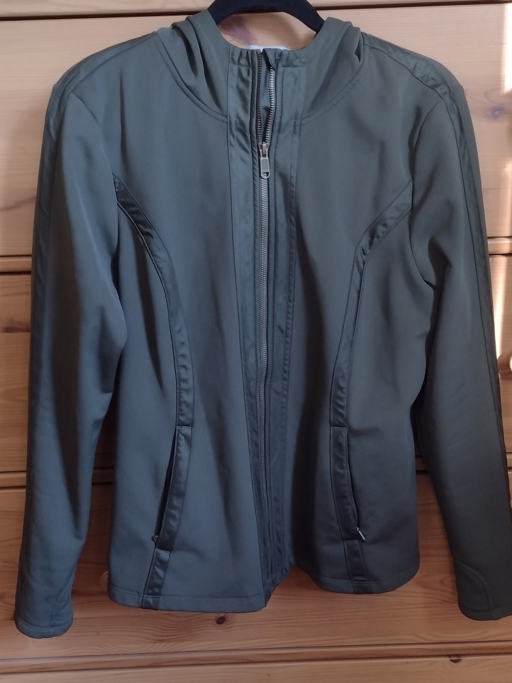 Athleta XL Olive Green Verbier Hooded Jacket